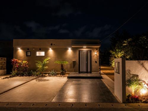 専属シェフのおもてなしTHE HERO VILLA 米原ビーチリゾートIshigaki (専属シェフのおもてなしTHE HERO VILLA 米原ビーチリゾートIshigaki) in Yonehara Beach