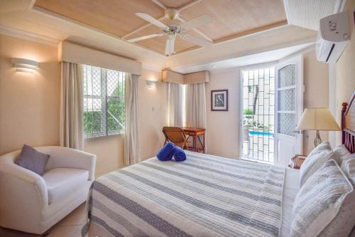 Beachfront 2-Bed Condo with Plunge Pool - Indramer 1 - image 4