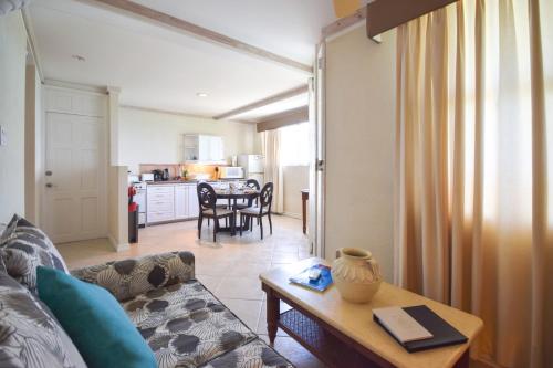 Beachfront Cosy and Romantic Condo - Nautilus - image 3