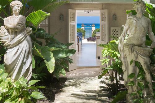 Glamorous Beachfront Estate - Leamington - image 5