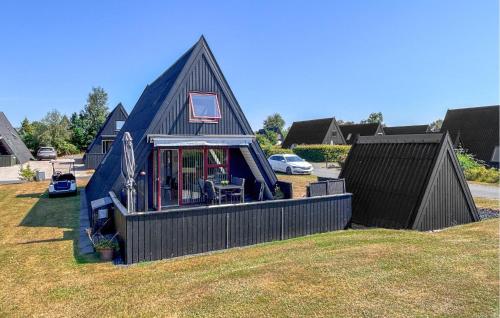 Gorgeous Home In Farsø With Wifi