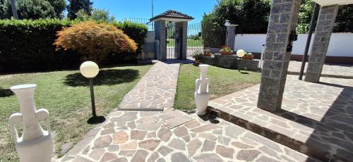Villa Gaudi in Cornegliano Laudense