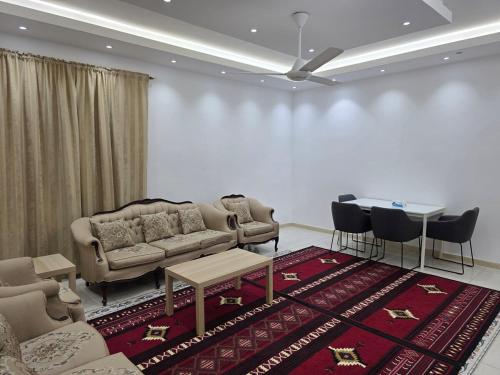 Peaceful 3BR Parking Fast WiFi Near Haram - image 4