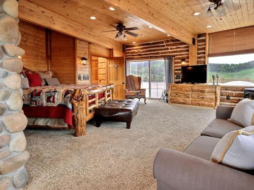 Unique Lodge Accommodation near Heber City, Utah in Woodland (UT)