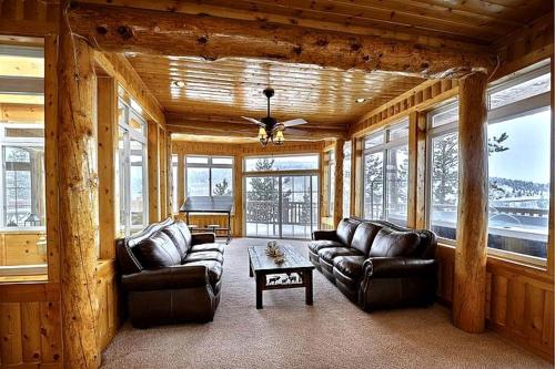 Unique Lodge Accommodation near Heber City, Utah in Woodland (UT)