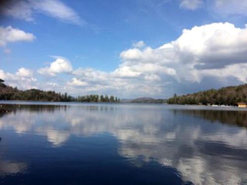 Lovely Waterfront Cottage on the Shores of Big Moose Lake, New York in Big Moose (NY)