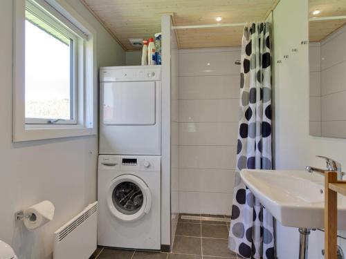 Bany, Holiday Home Solborg - 400m from the sea by Interhome in Graerup