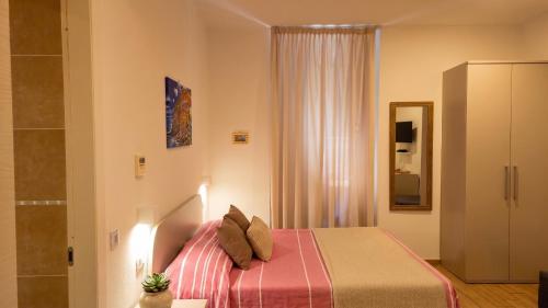 Real Rooms - image 5