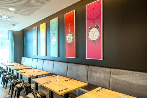 Premier Inn Hamburg City Berliner Tor - 식음료(F&B)