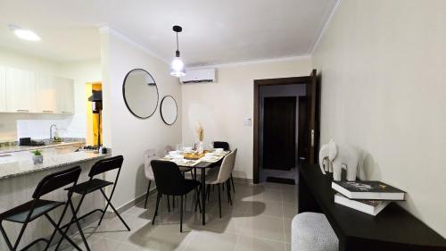 Tu escapada perfecta 3 Hab, Piscina, Gym y BBQ a 15 minutos de la Embajada USA in Villa Mella
