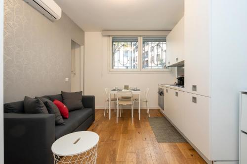 Garibaldi Suite - 15 Minutes Walk from Brera