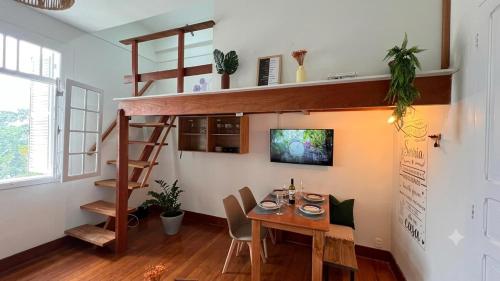 Apartamento Quitandinha com Ar Quente e Frio Pet Friendly in Duques