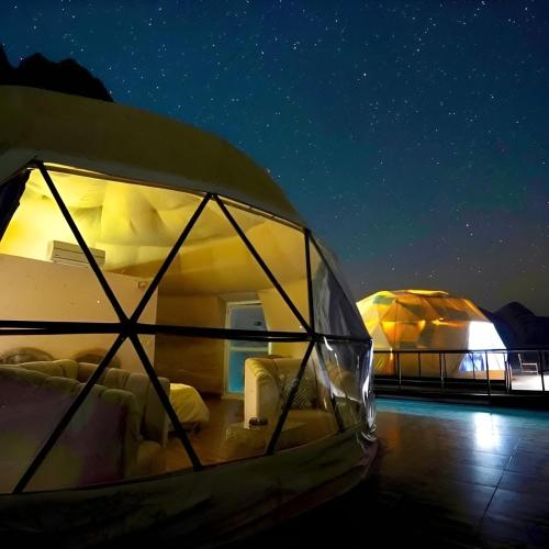 Exterior view, Wadi rum bubble camp in Petra