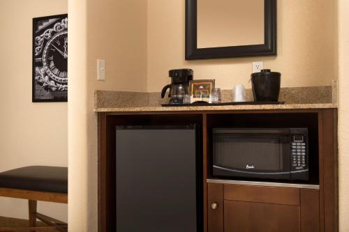 Country Inn & Suites by Radisson, Houston Intercontinental Airport East, TX