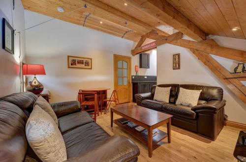 Cozy Apartment with Garden Near Chamonix