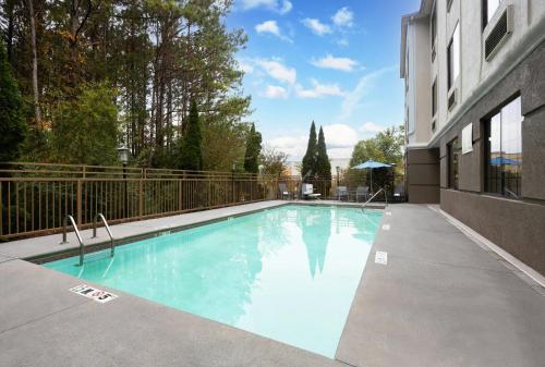 Úszómedence, Holiday Inn Express & Suites Acworth - Kennesaw Northwest by IHG in Acworth (Georgia)