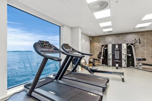 Waterfront Apartment with Sea View in Nylund