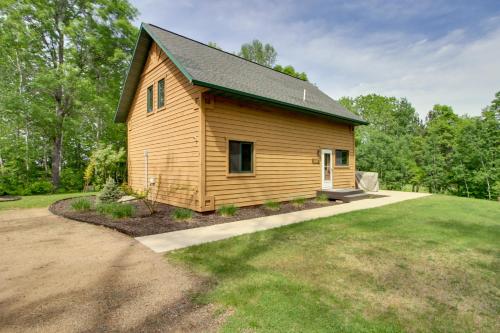 . Cabin w/ Fireplace < 1 Mile to Lakes + Golf