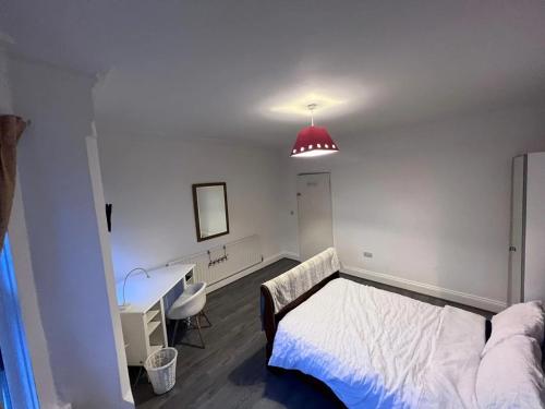 Single night stay at Notigham central in 新貝斯福德