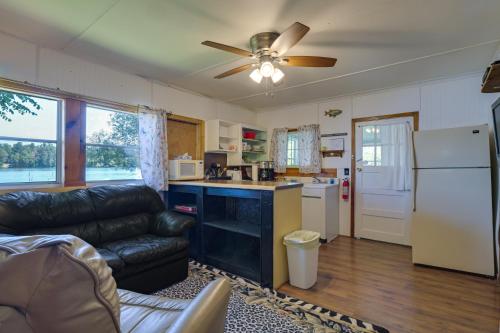 Pet-Friendly Rustic Cabin Steps from Lake Chetek in Chetek (WI)