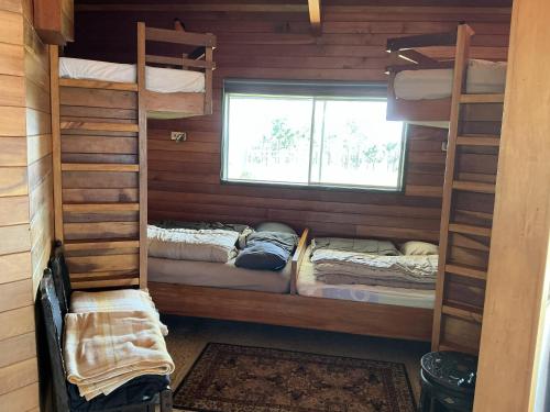 Rustic farm chalet on lifestyle farm block in Parakai