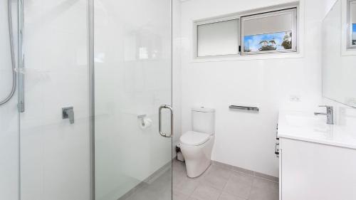 Glossies coastal Retreat in Valla Beach