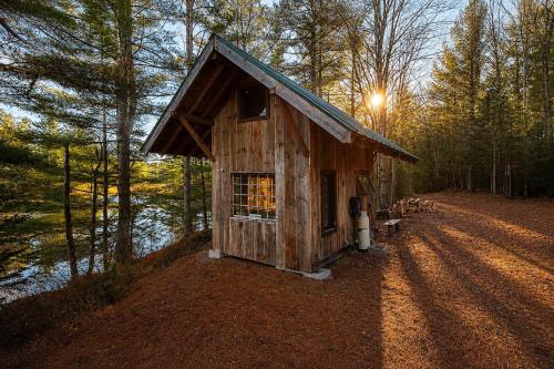 3 Secluded amazing spots on your own Private Pond in Old Forge (NY)