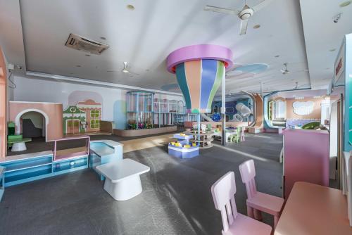 Playground, Van Phat Riverside Hotel in Cần Thơ