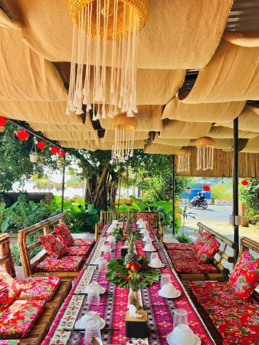 Woodstock Beach Camp in Illa de Cat Ba