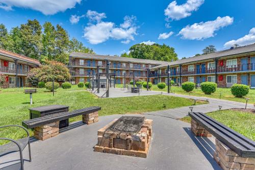 Work & Play! Studio Near Uptown, Hospitals, Sports