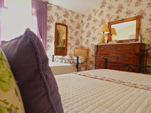La Scala Fiorita chambre d'hôte Ticchiena