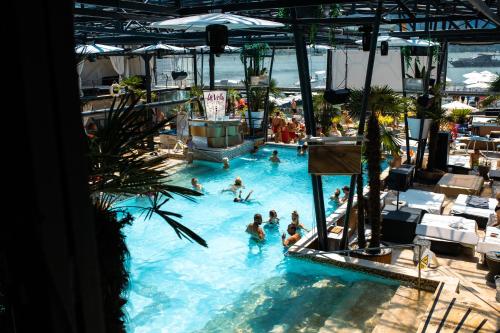 Spa, La Vella Resort in Dubova