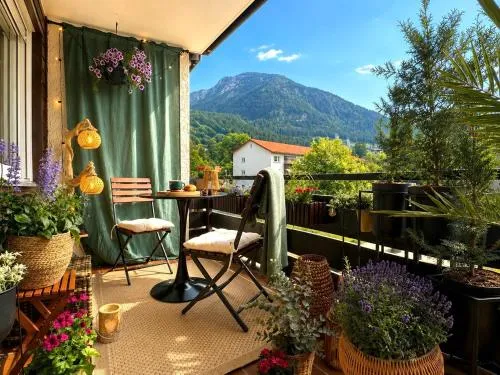 Bergauszeit AlpenBase Oberstdorf mit Südbalkon & Bergblick in Top-Lage im Allgäu in Oberstdorf, Deutschland