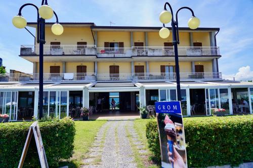 Hotel La Romantica 1
