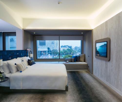 room detail thumbnail 0