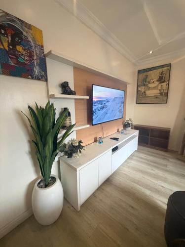 Max Etoile - 2 Bedroom Apartment Lekki Phase 1 - image 3