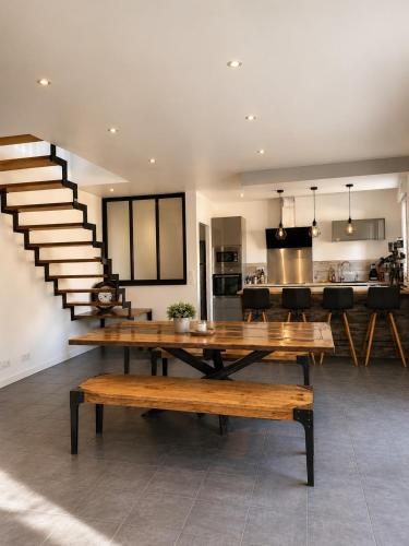 Grande maison de ville 175m2 climatisée jusqu'à 8 voyageurs