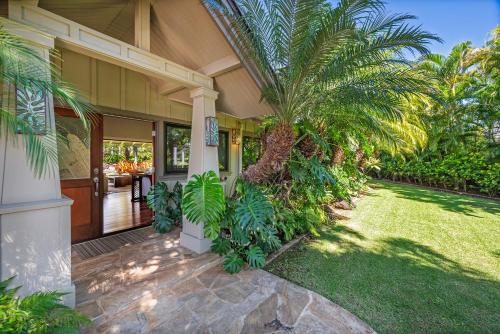 Facilities, Waialae Golf Estates Tranquil Home wPrivate Pool-Exclusive Golf Course View in Kahala
