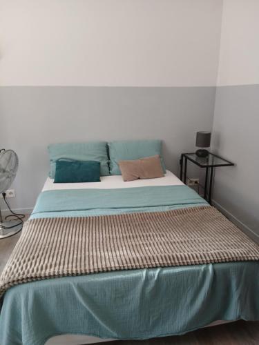 Trait d union - Studio Bonaparte 1ère Etage, 24m2 - Location saisonnière - Romilly-sur-Seine