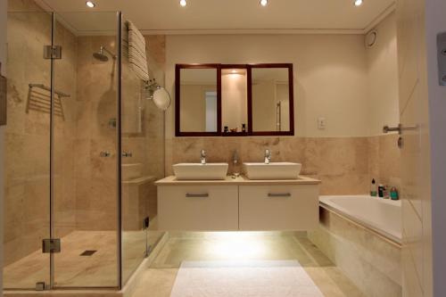 74 on Marine, Hermanus (foto 6)