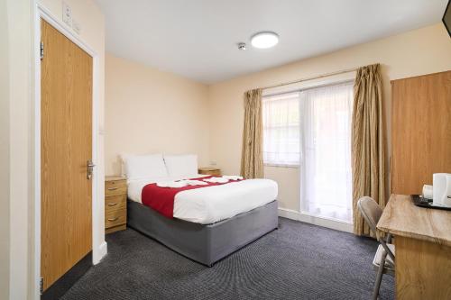 Cranbrook Hotel in Greater London East