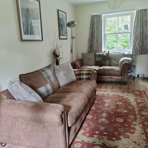 NC500 Stop, Estate Cottage, EV Charging in Fulbrook