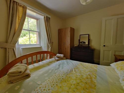 NC500 Stop, Estate Cottage, EV Charging in Fulbrook