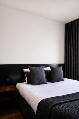 1 double bed