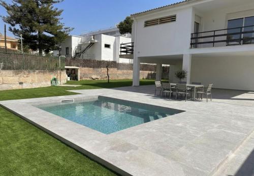 Ideal Property Mallorca - Casa Pinar