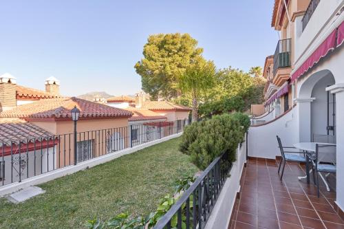 Superb Apartment Nerja - image 4