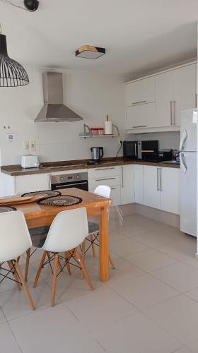 Comfortable and Modern Beach House in Atlantida