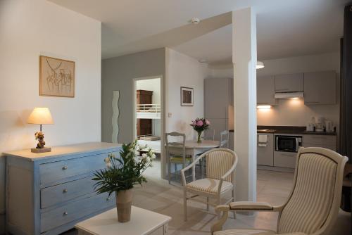 Appartements des Joncas Room Type - Two-Bedroom Apartment