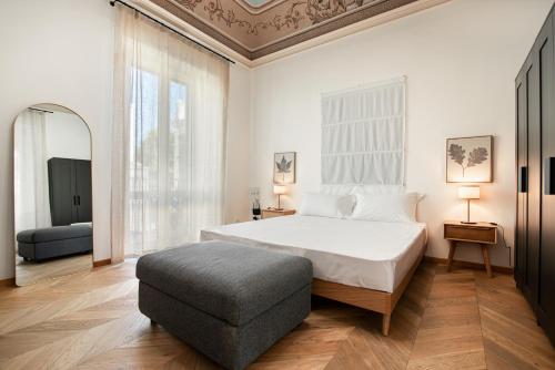 Picta Flat - Baroque apartment with parking and terrace
