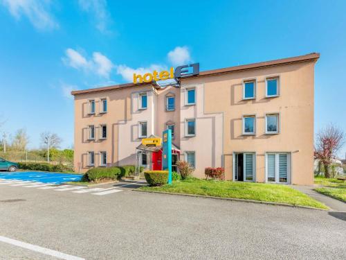hotelF1 Lyon Bourgoin-Jallieu Hotel de charme Saint-Marcel-Bel-Accueil